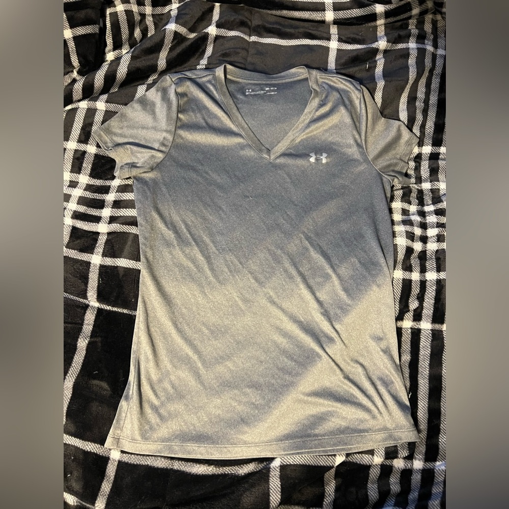 sporty work out shirt from Under Armour